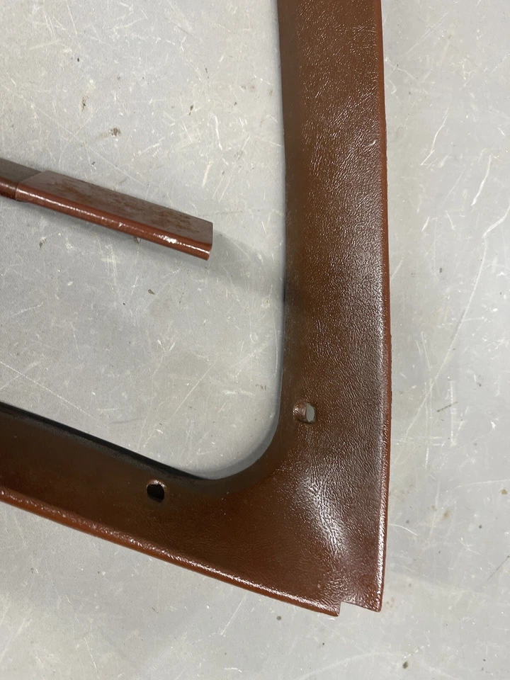 Cadillac 1976-1979 sedán Deville Seville ventana trasera moldura moldura Impala Foto 2 de 4