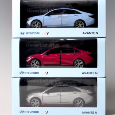 多様な Hyundai Miniature Car Mini Elantra N Avante 1:38 Diecast 乗用車