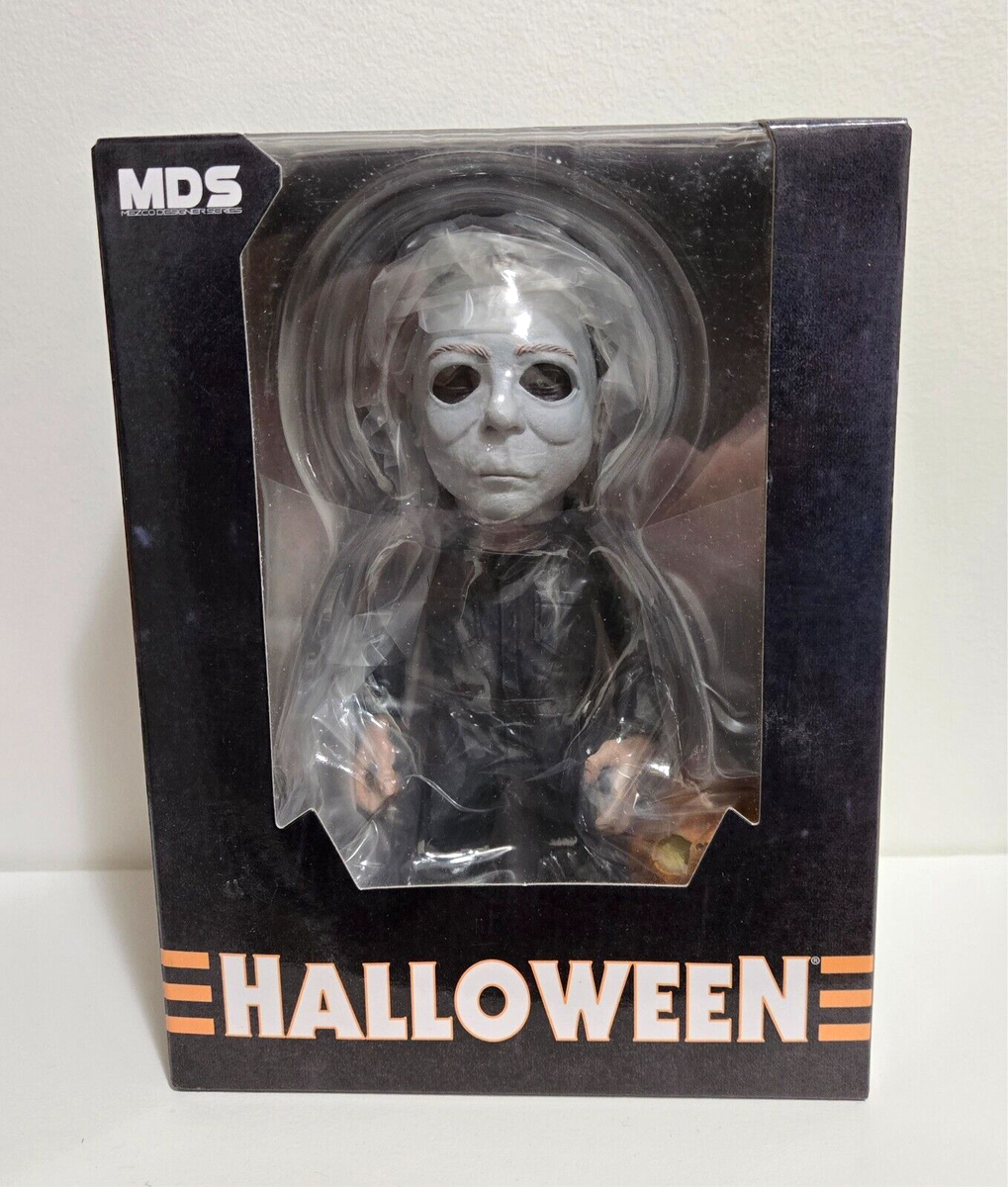 Mezco Halloween Michael Myers 6 in Action Figure - 45040 for