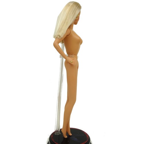 Nude City Seasons Barbie Summer in Rome Collector Edition Doll & Stand - Picture 10 of 10