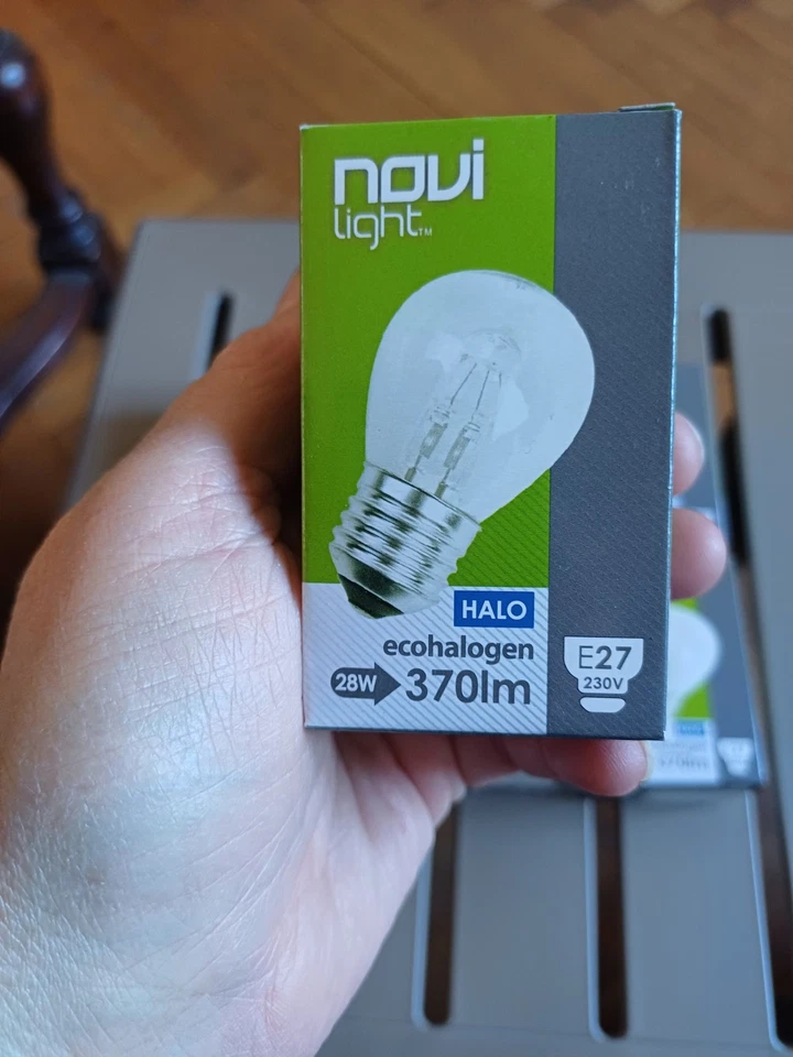 Lot de 6 Ampoules EcoHalogene NOVI LIGHT E27 28w Neuves - Photo 2/4