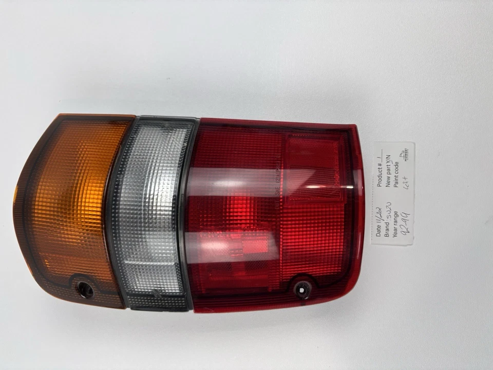 1992 - 1999 Isuzu Trooper Acura SLX OEM Factory TailLight LEFT DRIVERS 92-99 - Image 4 of 4
