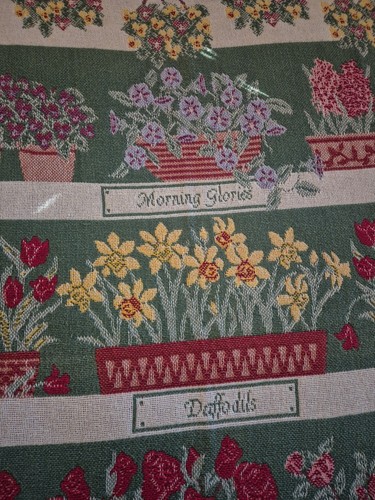 Vintage American Farmhouse Woven Tapestry Throw Blanket - 193cm L x 128cm W - Picture 7 of 24