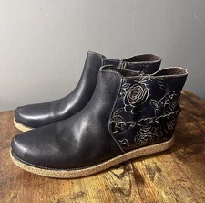 Spring Step L'Artiste Boots Women's 42 Blue Embroidered Leather Floral Braided