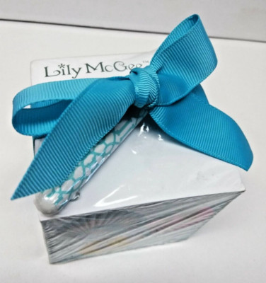 New Lily Mcgee Writers Block With Pen 600 Sheets Paper Cube W/ Pen - Seashells