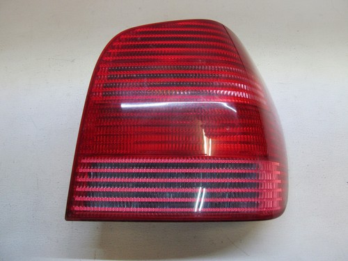 VW Polo 3 6N Rückleuchte Rücklicht rechts hinten original Bj 01-