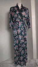 Vintage Vanity Fair Robe Women's Medium Rare Full Floral Lace Long EVC