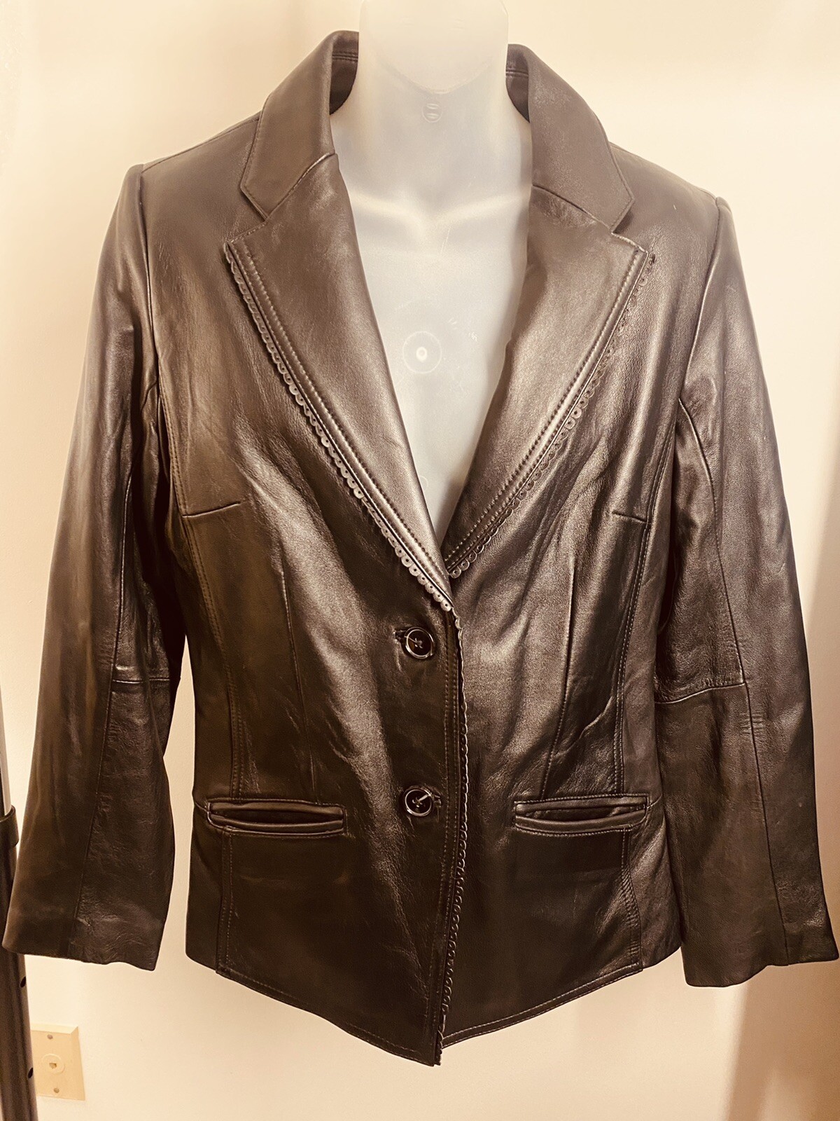 Black Leather Jacket Size 8 Casual 