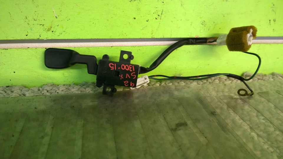 92 93 94 95 96 97 SUBARU SVX LS-L CUPÉ INTERRUPTOR COLUMNA CONTROL CRUCERO 1300-15 Foto 2 de 2