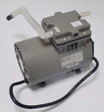 THOMAS INDUSTRIES 607BA44-2136 IN 115Vac 60Hz 4.5A COMPRESSOR VACUUM PUMP TESTED