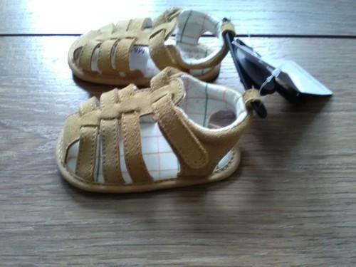M&S Baby Rip Tape Sandals 0-3 Months Stone Colour NEW - Picture 3 of 5