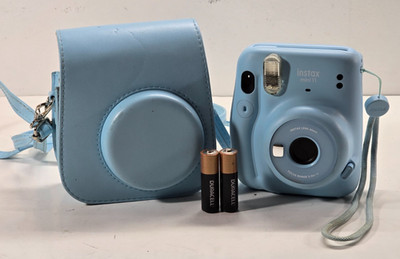 Fujifilm Instax Mini 11 Instant Film Camera - Sky Blue (Tested/Working)Excellent