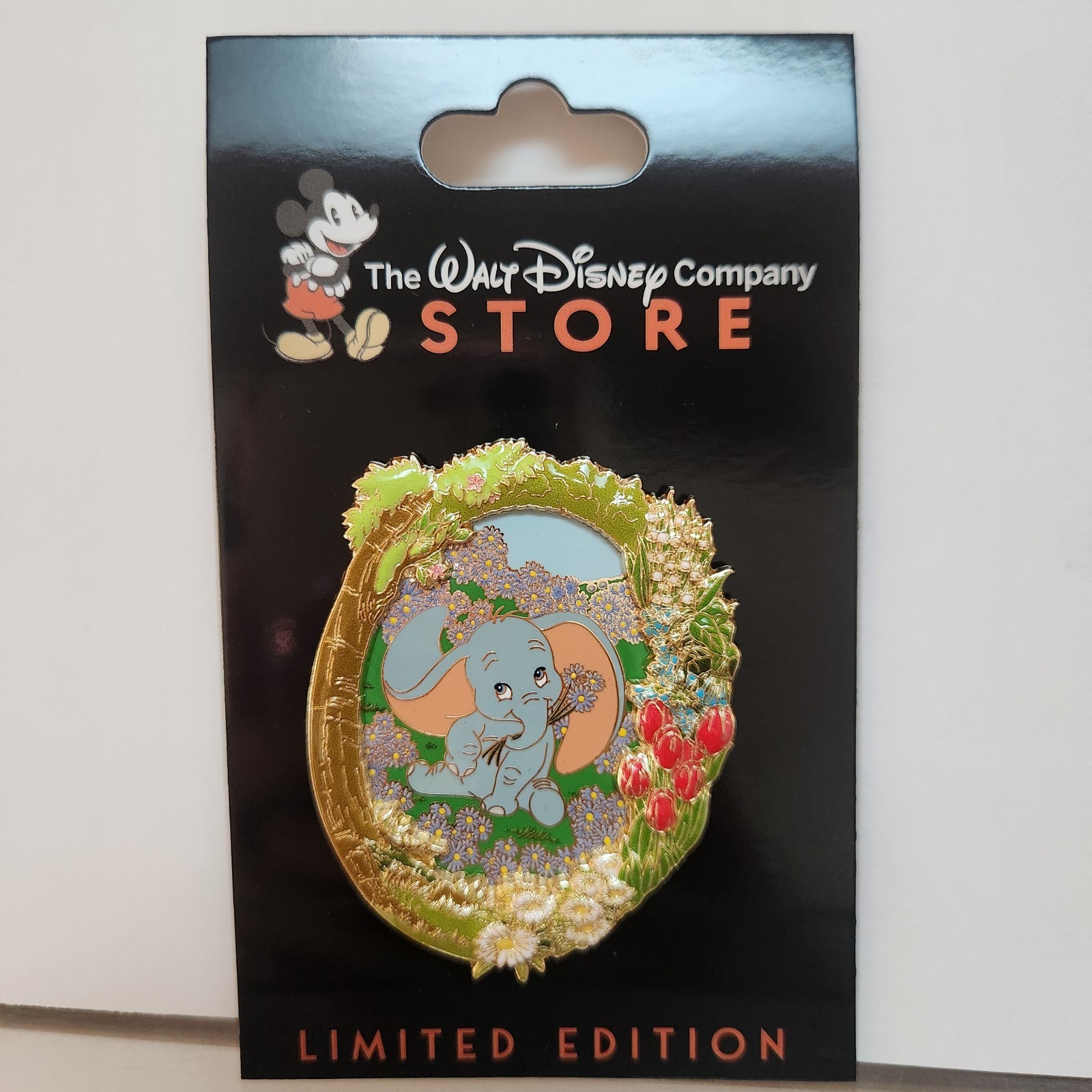 DEC The Walt Disney Company Dumbo Spring Vibes Flowers LE 300 Cast Pin