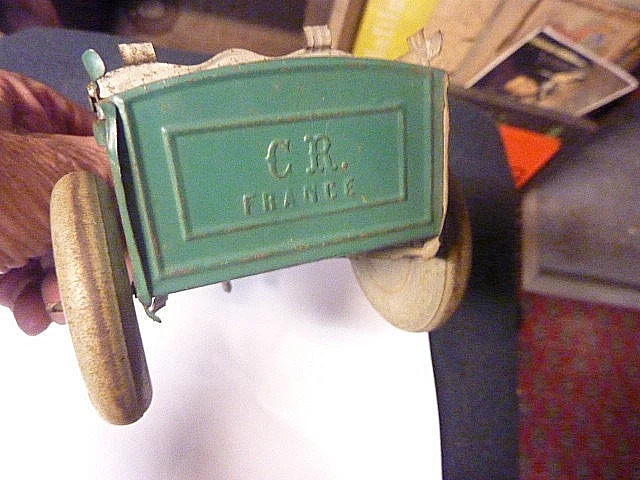 ancien jouet tole C Rossignol cheval charette 25 cms - Photo 2/4