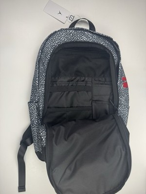 【日本未発売】NIKE JORDANバックパック WOLF GRAYエレファント 日本未発売】NIKE JORDANバックパック WOLF GRAYエレファント
