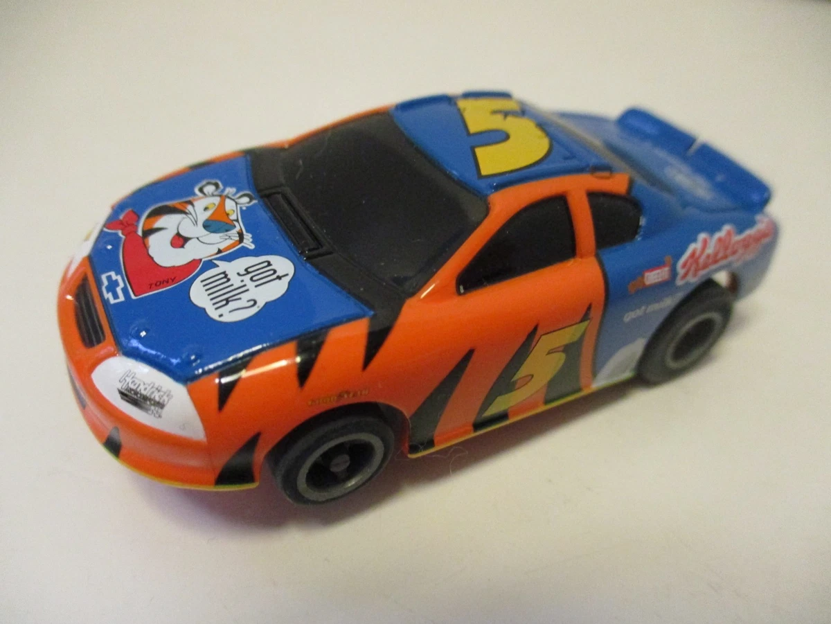 Voiture De Slot NASCAR #26 QUAKER STATE - Échelle HO (1/87) LIFE LIKE - Occasion