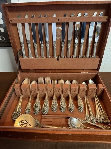 Wallace Grande Baroque Sterling Silver Flatware Set 66-Piece Dinnerware