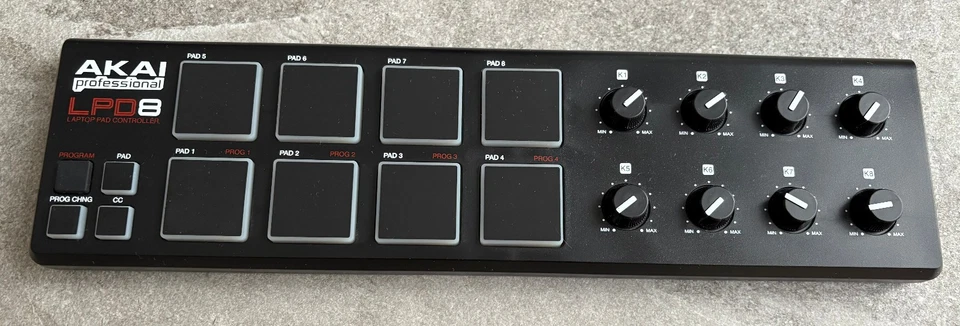 Akai LPD 8 - Laptop Pad Controller