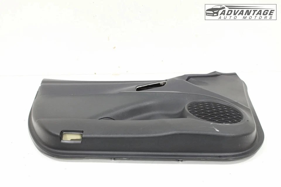 Toyota Prius 2019-2022 panel interior de la puerta del lado del conductor delantero izquierdo OEM Foto 4 de 4