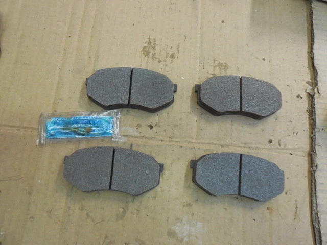 Комплект передних дисковых тормозных колодок 90-91 подходит для Mazda 929 65-389 BP-41 - Изображение 2 из 3