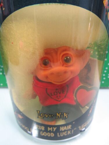LOVE-NIK 1982 - 3" BUENA SUERTE WISHNIK UNEEDA Muñeca Troll - NUEVA EN CONTENEDOR - Imagen 2 de 7
