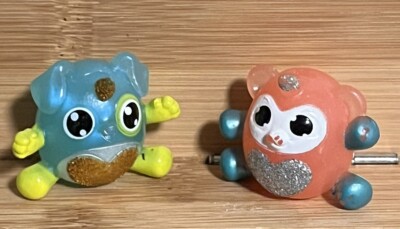 2 Mini Rainbocorns Figures 1'' tall - see pictures