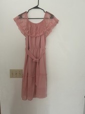 Elegant Pink Off-Shoulder Lace Dress - Size Large (L)