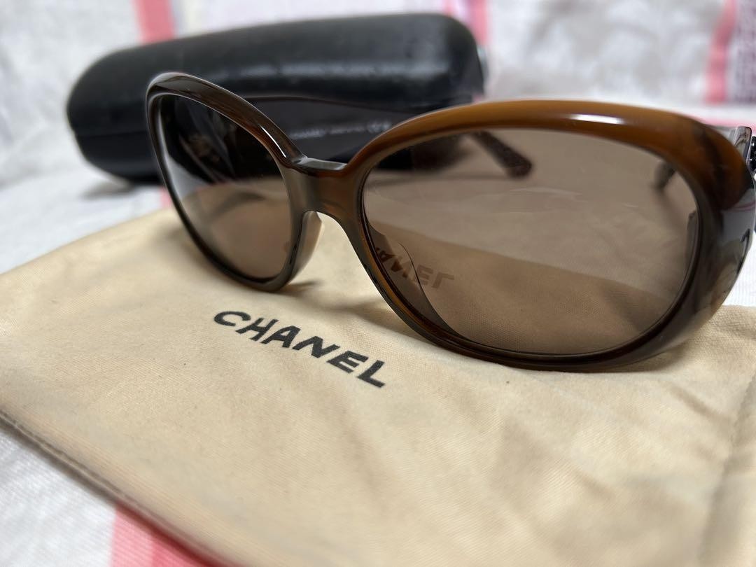 Chanel Camellia Coco Mark Brown Sunglasses with Logo