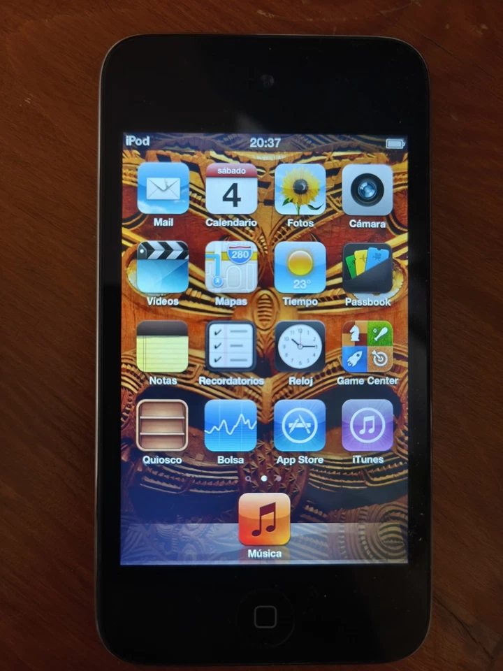 Apple iPod Touch 4a Generacion 8GB - WiFi Bluetooth - Imagen 2 de 4