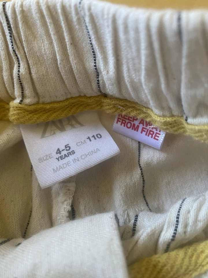 Брюки детские Zara кремовые черные в тонкую полоску размер 4-5 110 см Born To Make Art - Изображение 4 из 4