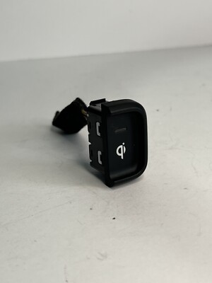 2018-2023 KIA STINGER INTERIOR WIRELESS CHARGE INDICATOR 95580-J5000 OEM