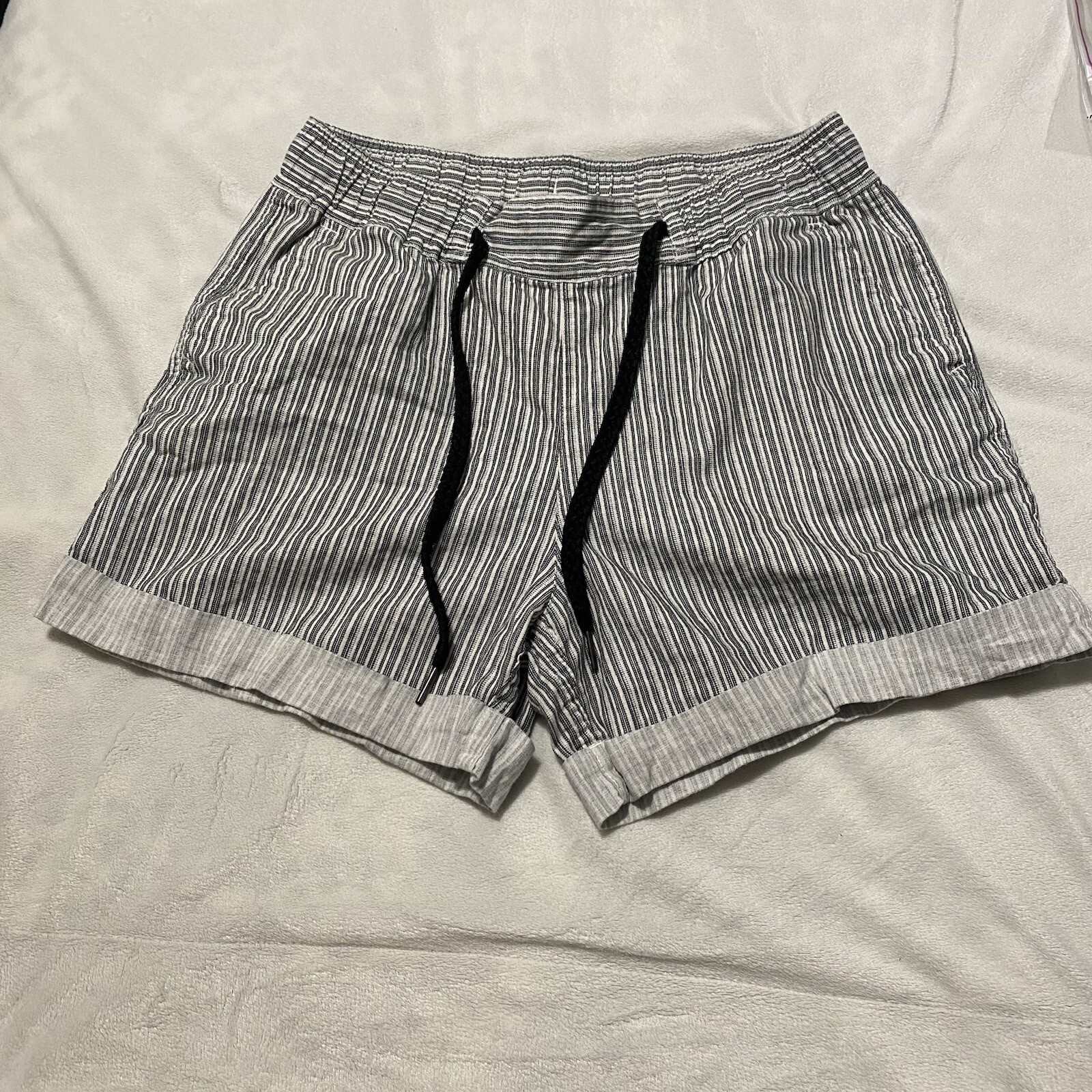 Picture 1 of 12