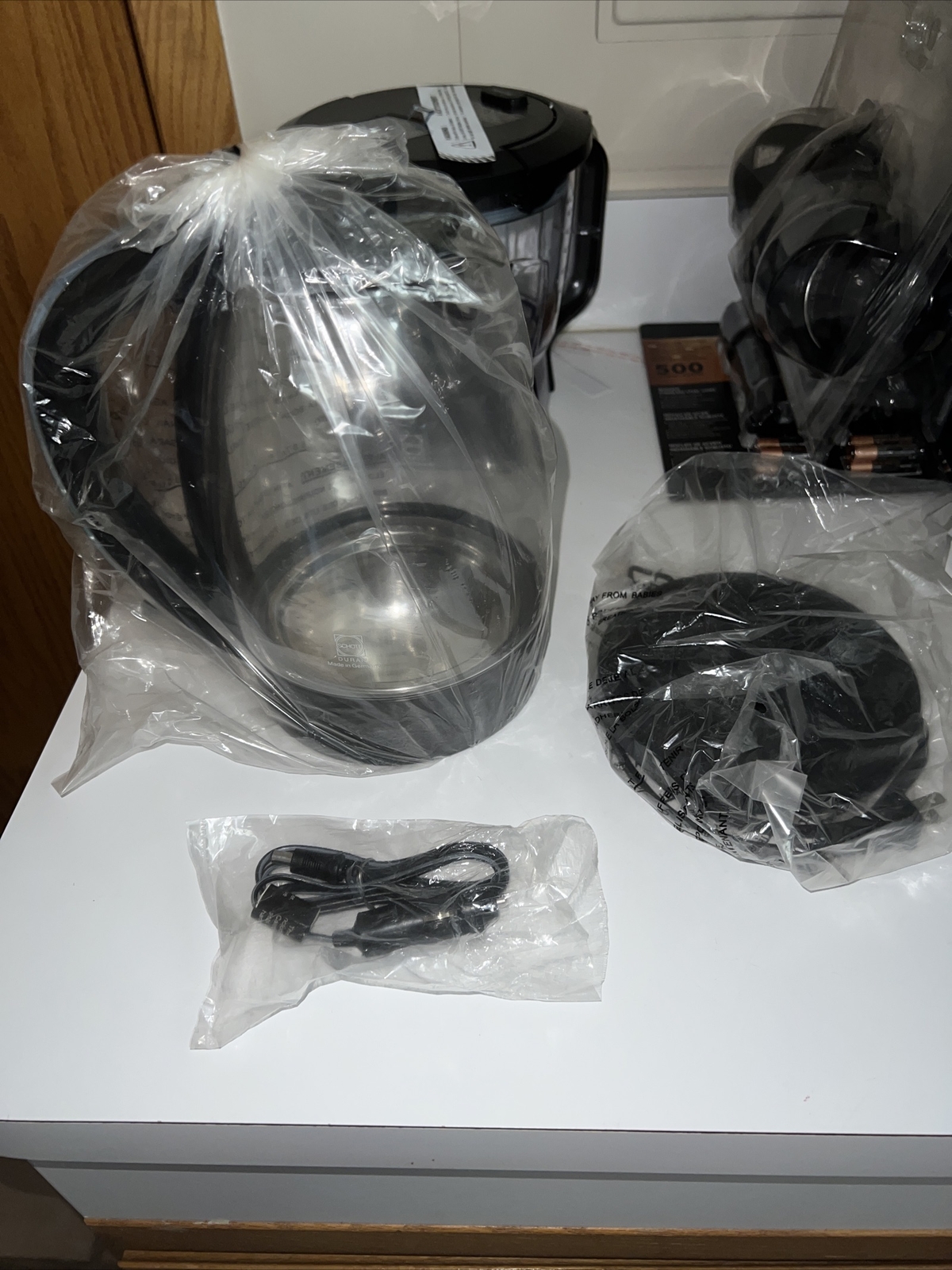 BELLA 1.7 Liter Glass Electric Kettle, Quickly Boil 7 Cups of Water in 6-7-image