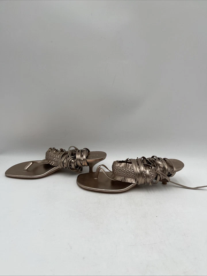 Sandalias Christian Dior de tacón envolvente al tobillo con punta abierta de cuero dorado rosa para mujer 39’s Foto 3 de 4