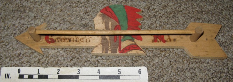 Vintage Greenbelt Maryland Indian Themed Souvenir Towel Rack