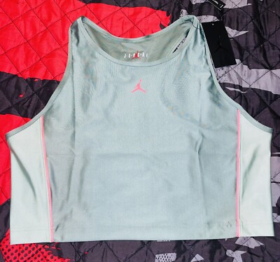 NWT- Nike Women's Jordan Essential Slim Fit Crop Top Plus Size 1X
