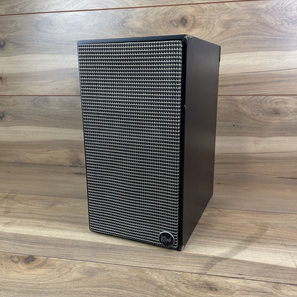 Klipsch 1068024 The Fives Powered Speaker Single Black Used Klipsch 1068024 The Fives Powered Speaker Single Black Used