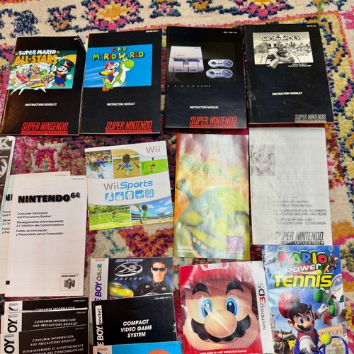 LOT Vintage Video Game Instruction Manuals Art Booklets Inserts Nintendo Mario - Picture 2 of 9