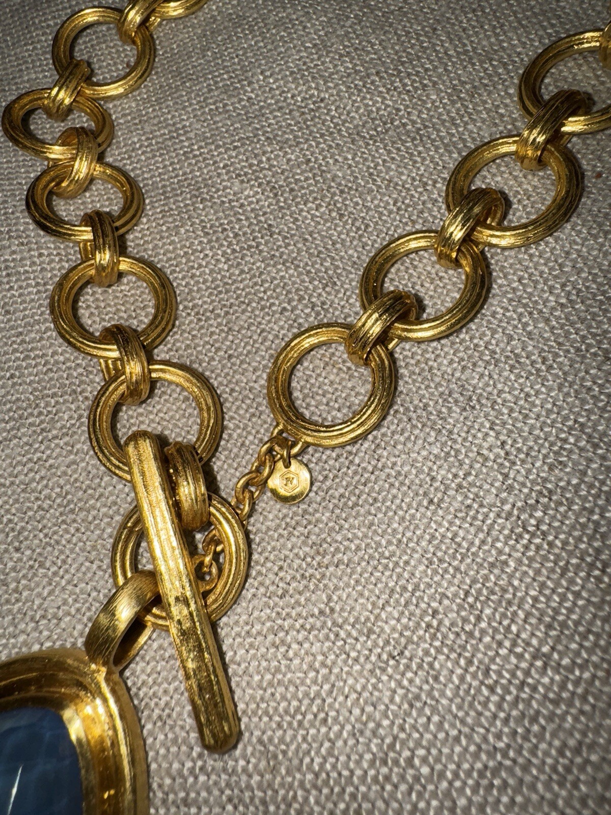 Picture 4 of 10