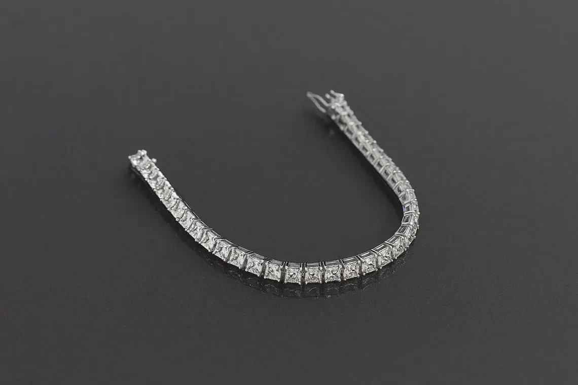 8Ct Princess Cut Certified Lab-Grown/CVD Diamond Charm Tennis Bracelet 14k Gold