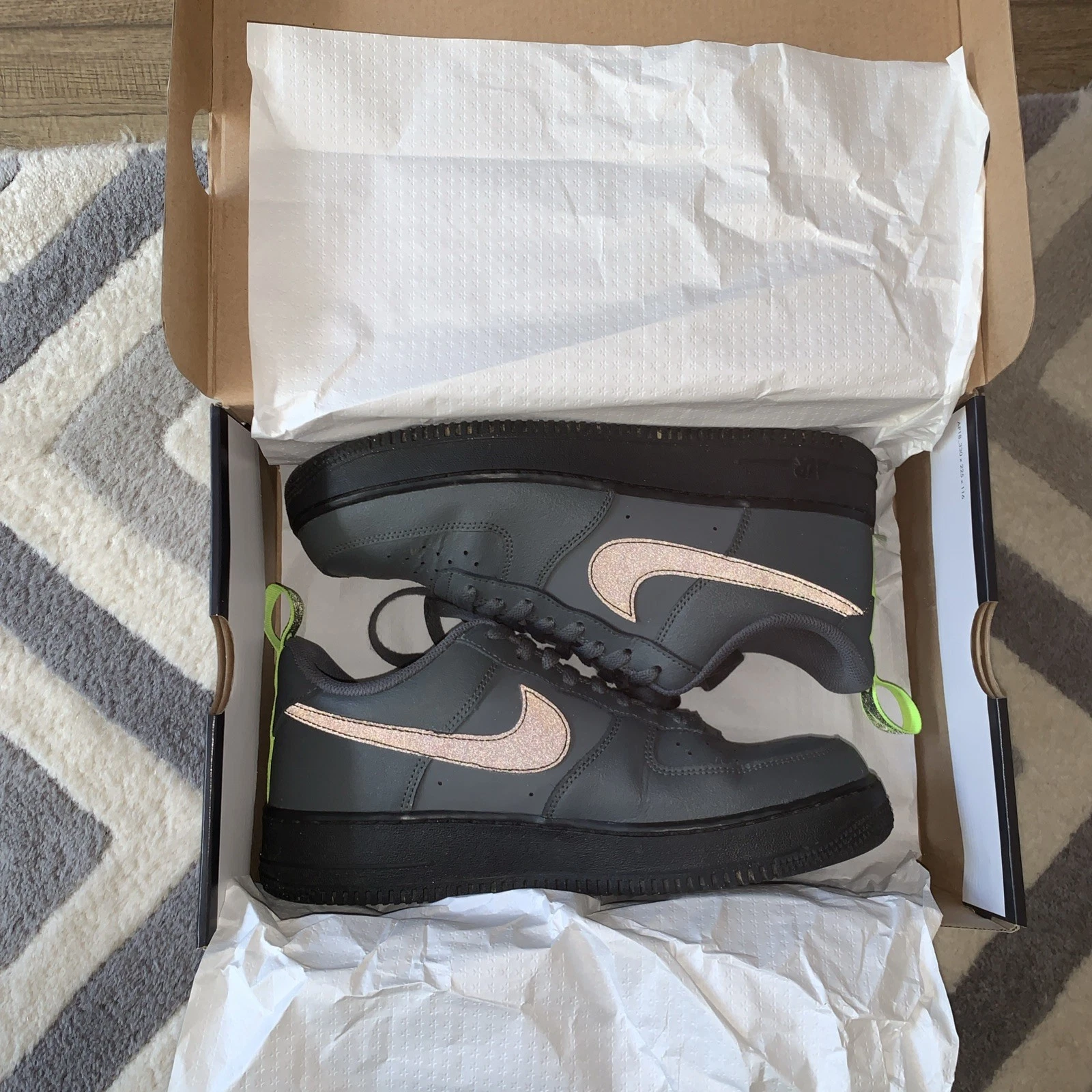 Nike Air Force 1 '07 Iron grigio nero volt