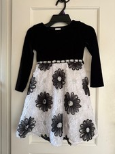 Sweet Heart Rose Special Occasion Dress Velour Tulle Skirt 5 yo Black White
