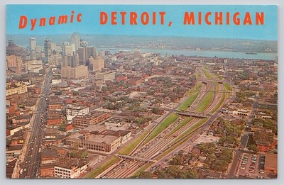 Vintage Dynamic Detroit Michigan Aerial View John Lodge Expressway Postcard 1969