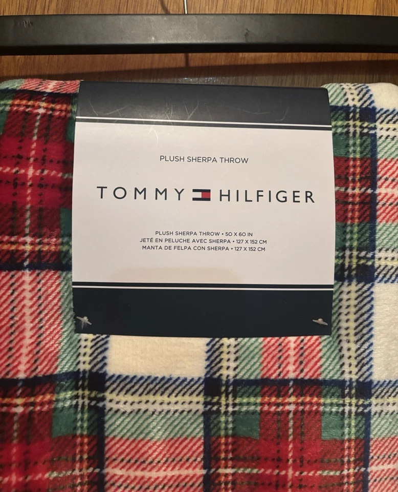 Tommy Hilfiger 1985 Plaid Sherpa Throw Blanket 50x60” Red White Green NWT Cozy - Image 2 of 4