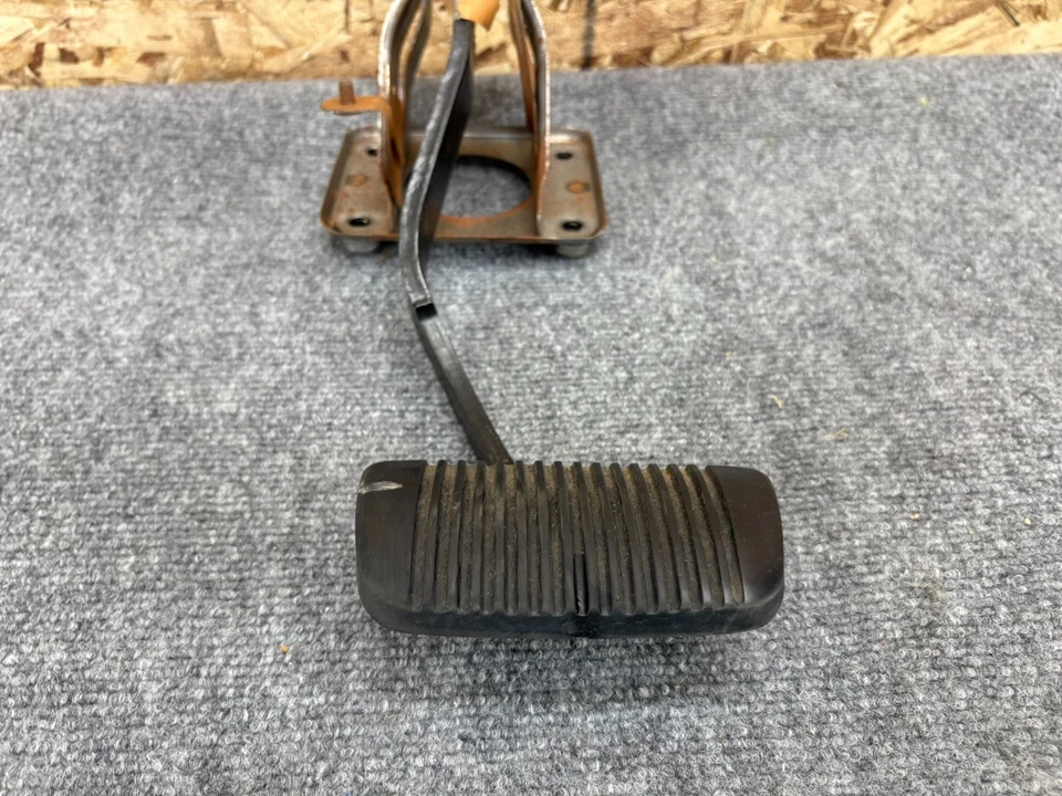 丰田 SUPRA 1986 - 1992 自动制动踏板组件 原始设备制造商 — 第 3/4 张图片