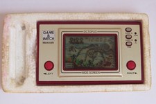 Nintendo Game and Watch game vintage rare OCTOPUS BOXED!! good condition