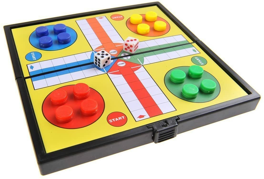JJPRIME - Set di 4 Giochi Da Tavolo Magnetici con Custodia | Giochi In Scatola Da Viaggio | Giochi Da Tavolo Portatili- Scacchi, Dama, Ludo, Scale e Serpenti Magnetic Gioco da Tavola