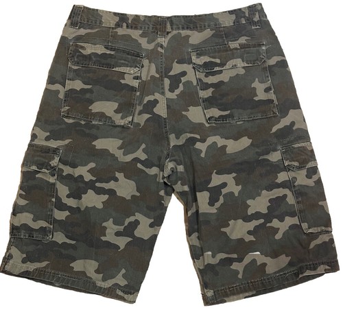 Journeys Woodland Camo Cargo Shorts Skater Baggy Mens 40 EUC - Picture 2 of 5