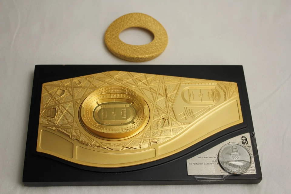 2008 Beijing Stadium Scale Replica Gold/W Coin - Image 2 of 4