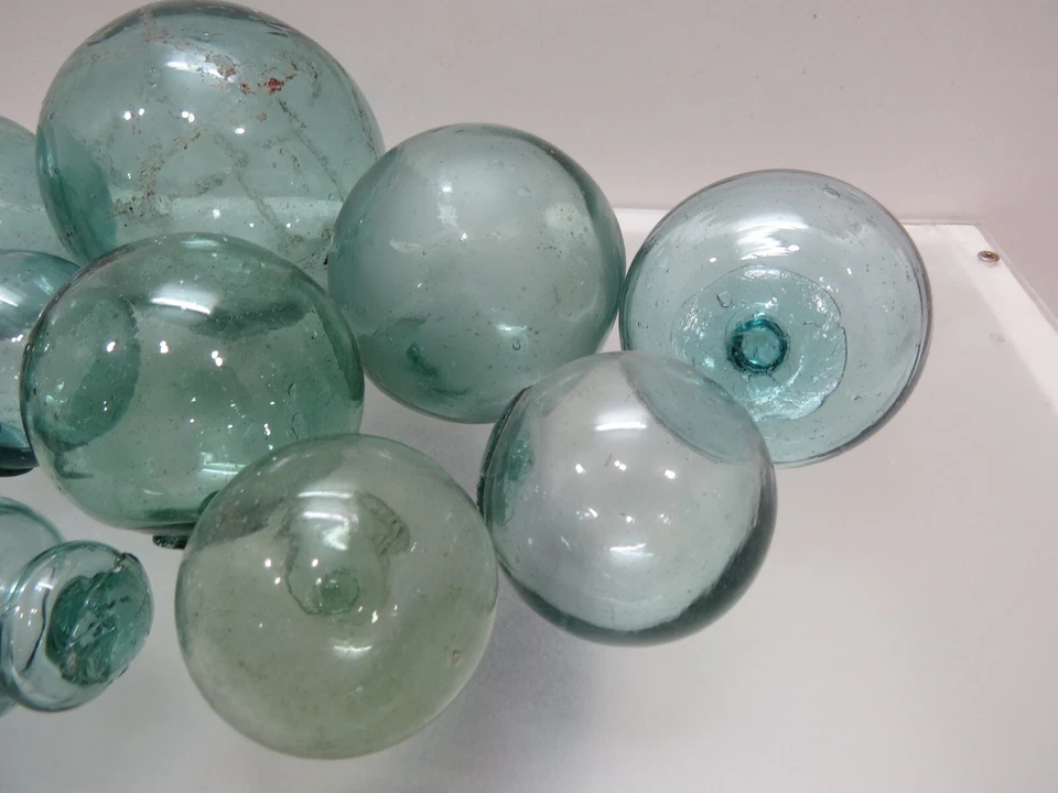 11 Auténticos Flotadores de Vidrio Japoneses Bola Boya Tiki Hut Bar Red Pesca (G2-959B) Foto 3 de 4